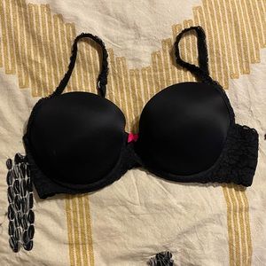 Victoria Secret PINK Push Up Bra